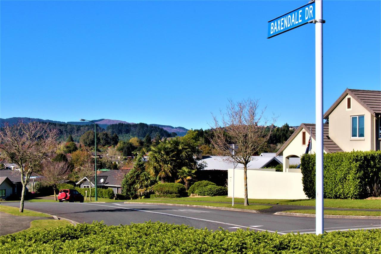 Family Getaway Villa Rotorua Exterior photo